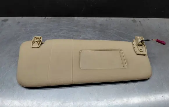 BMW 5 E60 E61 Sun visor 7114250