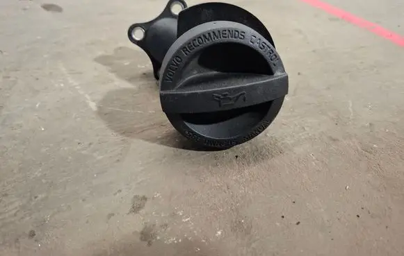 Volvo V60 Oil filler cap 31330189