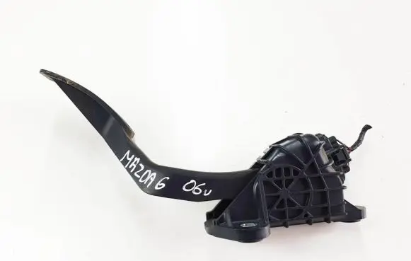 Mazda 6 Accelerator throttle pedal 1988003400 07H032009B6 2009B6