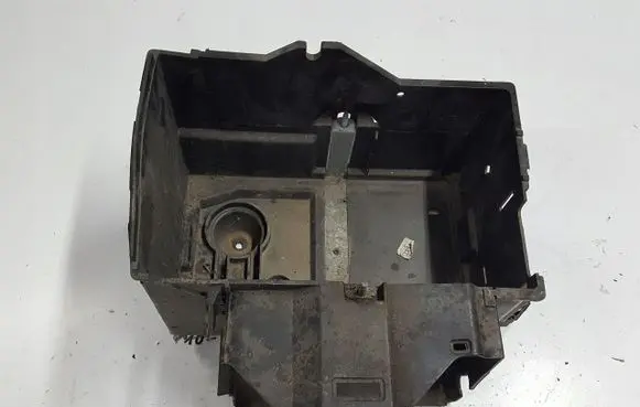 Volvo C30 Battery tray 