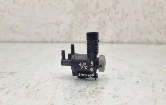 Volkswagen PASSAT B6 Turbo solenoid valve 1K0906283A