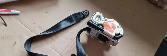 Audi Q7 4M Front seatbelt 4M0857705H