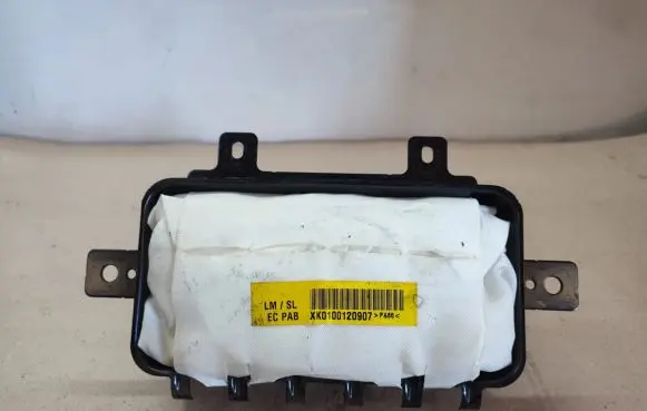 KIA Sportage Passenger airbag 845303U000