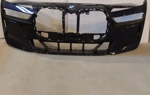 BMW 7 G70 Front bumper 5A52CF4 5A707E1
