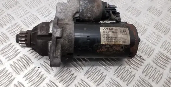 Volkswagen PASSAT B7 Starter motor 02M911024C