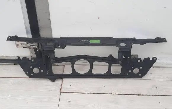 BMW 5 E39 Radiator support slam panel