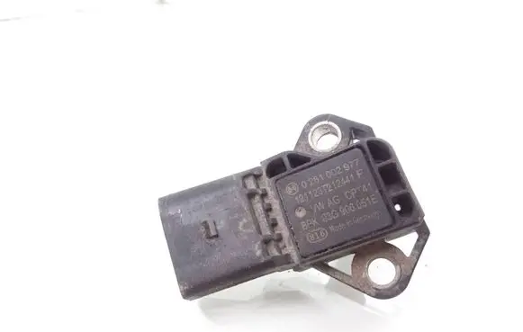 Volkswagen Golf VII Air pressure sensor 03G906051E 0281002977