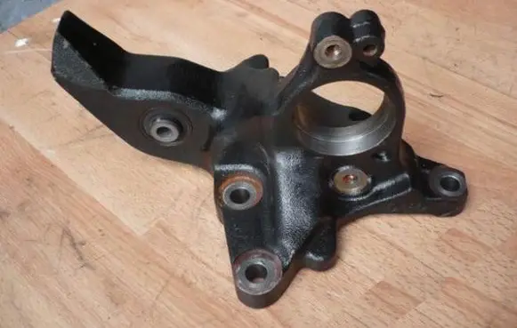 Citroen C5 Engine mounting bracket 9653552780