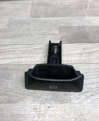 Mercedes-Benz E W212 Hand brake release handle A2044270020