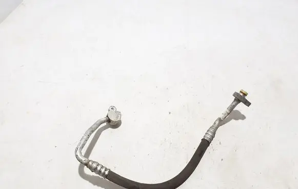 Volvo V40 Air conditioning (A/C) pipe/hose 31455323