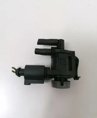Volkswagen Tiguan Turbo solenoid valve 1K0906283A