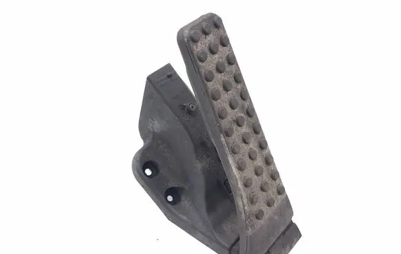Mercedes-Benz E AMG W213 Accelerator throttle pedal A2053000104