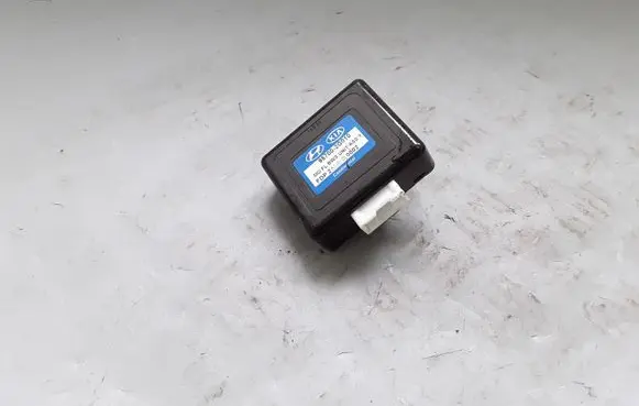 KIA Magentis Parking PDC control unit/module 957002G010