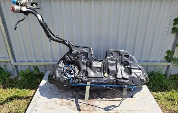 Mercedes-Benz C W205 Fuel tank A2054705601