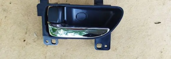 Subaru XV Front door interior handle