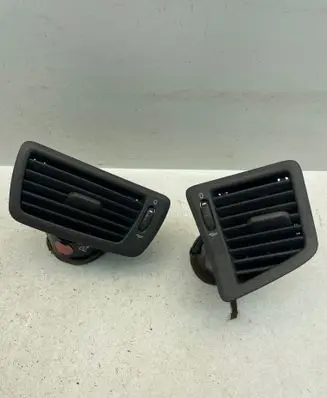 Volvo V70 Dashboard side air vent grill/cover trim 3409375 3409373