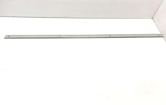 Volkswagen Polo II 86C 2F Front sill trim cover