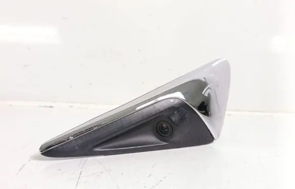 Tesla Model S Side fender camera 112510799A