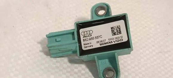 Audi A4 S4 B8 8K Airbag deployment crash/impact sensor 8K0955557C 5WK4380902