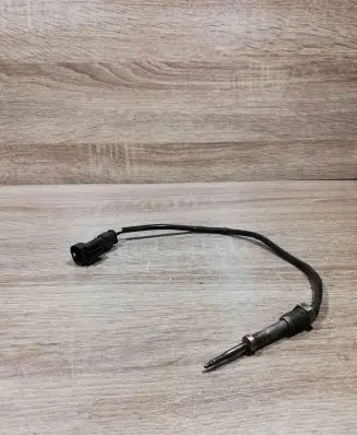 BMW X5 F15 Exhaust gas temperature sensor 7805606 2658001901