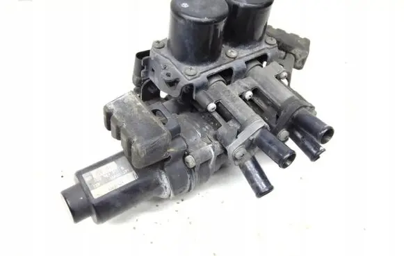 Bentley Flying Spur Water pump 3D2959671B