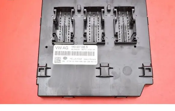 Skoda Yeti (5L) Comfort/convenience module 1K0937085S