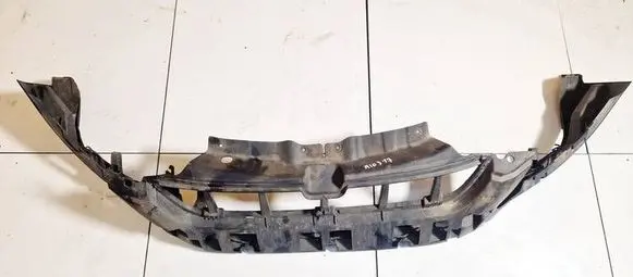 Ford Grand C-MAX Front bumper mounting bracket
