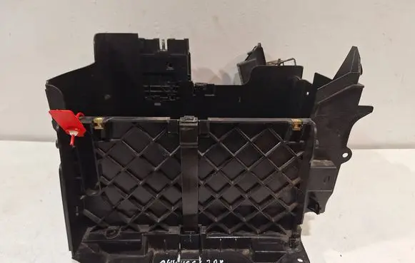 Renault Trafic III (X82) Driver seat console base 24465670R