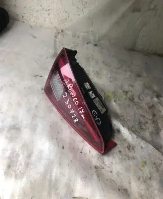 Alfa Romeo Giulia Tailgate rear/tail lights 00505437910