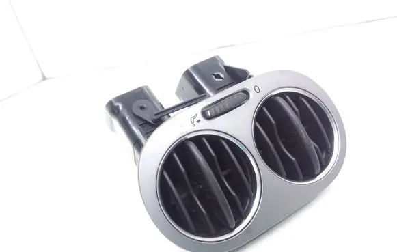 Volkswagen Tiguan Rear air vent grill 5N0819203