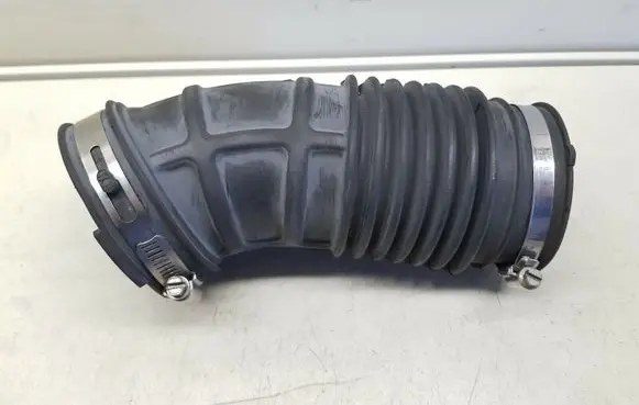 Chrysler 300 - 300C Air intake duct part 0210490A