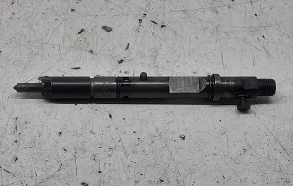 Audi A4 S4 B6 8E 8H Fuel injector 059130201F 0432133795