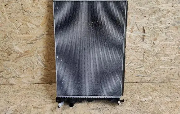 Jaguar E-Pace Radiator set GJ328005BB