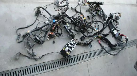 Ford Transit Positive wiring loom BK3T14401