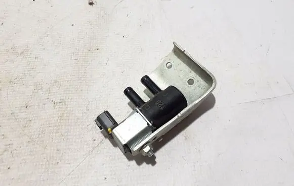 Renault Arkana Turbo solenoid valve 149214PM0B