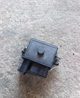 BMW 5 E60 E61 Glow plug pre-heat relay 859172301