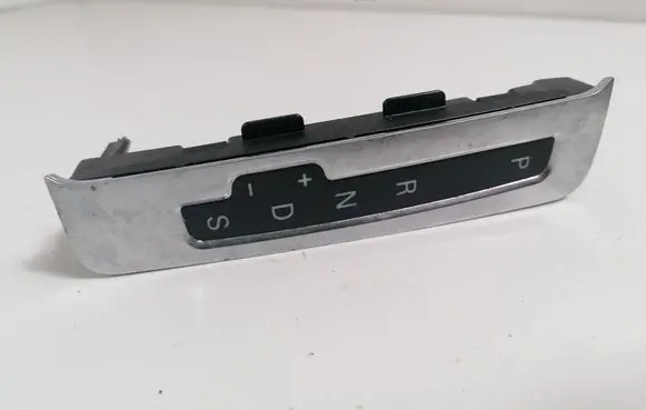Audi A5 8T 8F Gear shift selector indicator 8K2713463