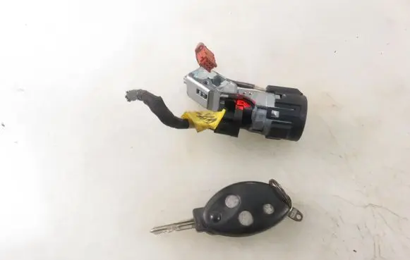Citroen C5 Ignition lock 9648445180