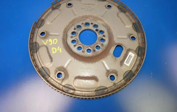 Volvo S90, V90 Flywheel 31437546