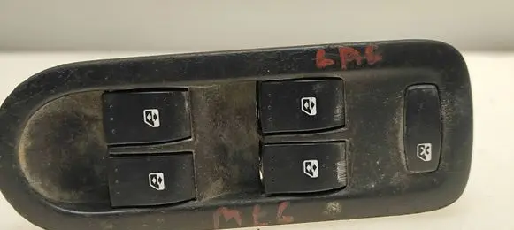 Renault Megane II Electric window control switch 156018070