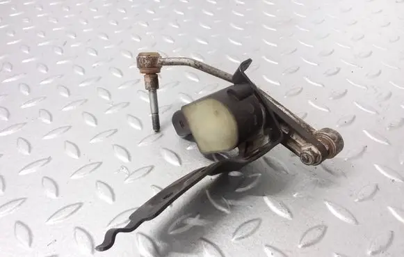 Headlight/headlamp level sensor