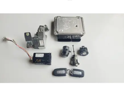 Hyundai ix35 Engine ECU kit and lock set 391012F250 0281016675