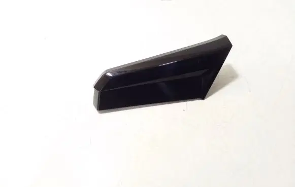 Audi e-tron Dashboard glove box trim 4KL863337
