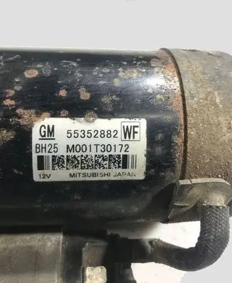 Opel Insignia A Starter motor 55352882 M001T30172