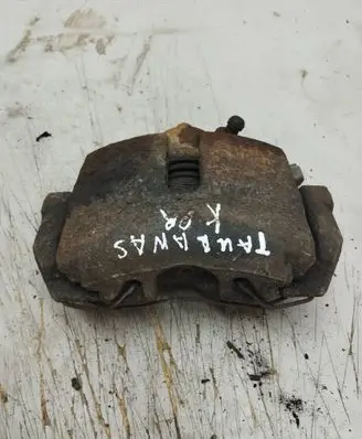 Volkswagen Touran I Front brake caliper 