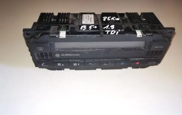 Volkswagen PASSAT B5.5 Climate control unit 3B1907044K