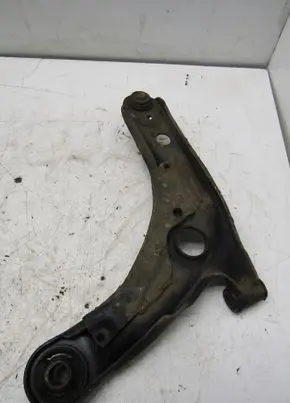 Toyota Yaris Front control arm 1111