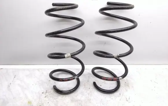 Mercedes-Benz C W204 Front coil spring