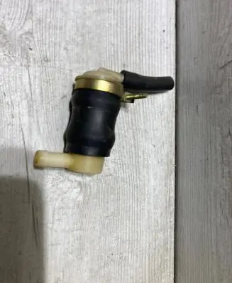 Bentley Mulsanne Vacuum valve 
