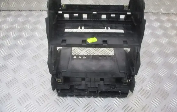 Audi A4 S4 B6 8E 8H Radio/GPS head unit trim 8E0858005E